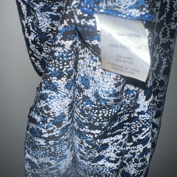 KATHERINE BARCLAY TOP L - Picture 2 of 4